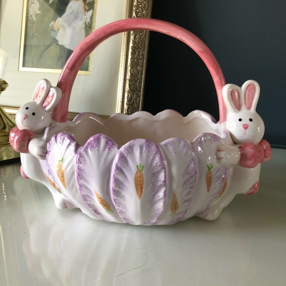 Other - 🐰ceramic bunny basket 🐰